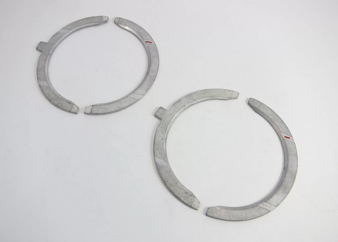 Вкладыш кольцо осевого смещения нижнее 4926017