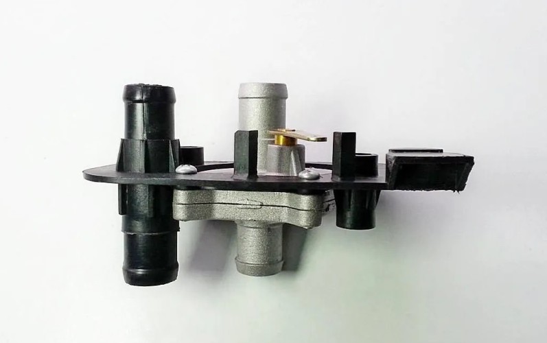 Кран отопителя 83961305 83961305