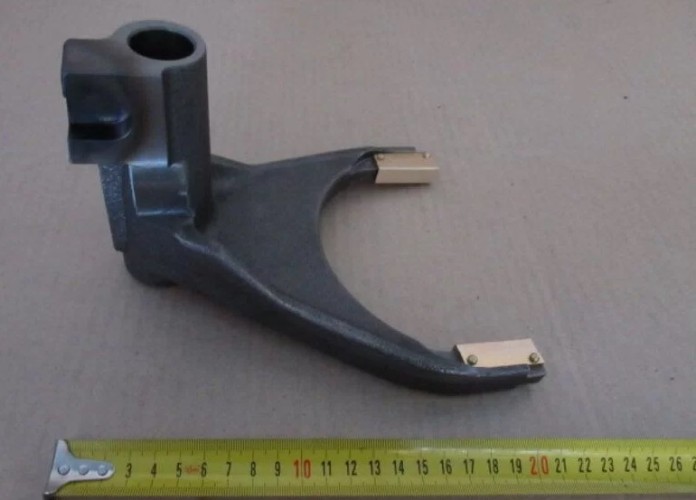 Вилка переключения передач C и D 86019042