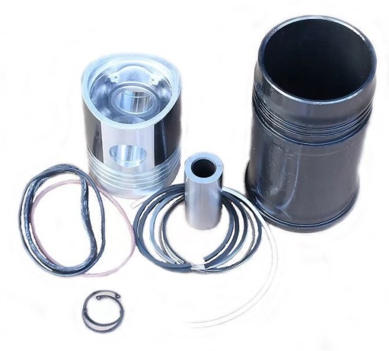 Поршень+кольца+гильза в сб. 4024939 4024939