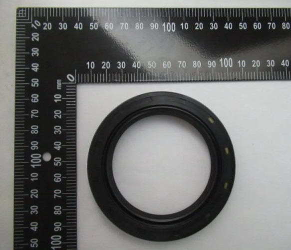 Уплотнитель масляный 86033729 86033729