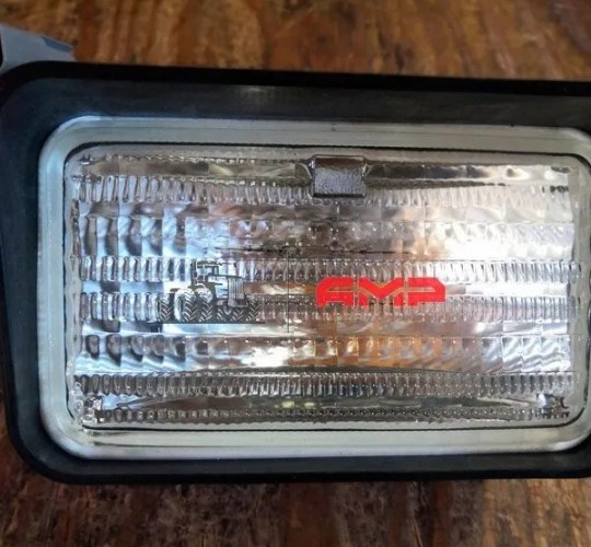 Фара рабочая 3х5 правая 9707428