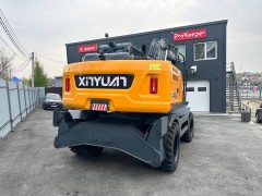 Колесный экскаватор XINYUAN C150W